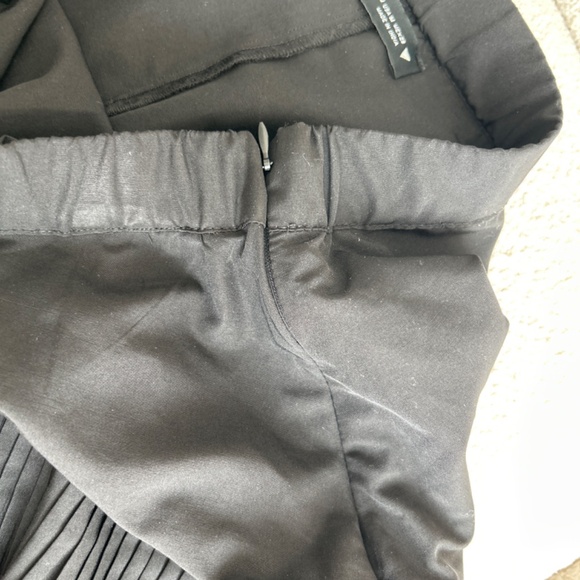 Zara ruffled coquette style - Picture 3 of 3